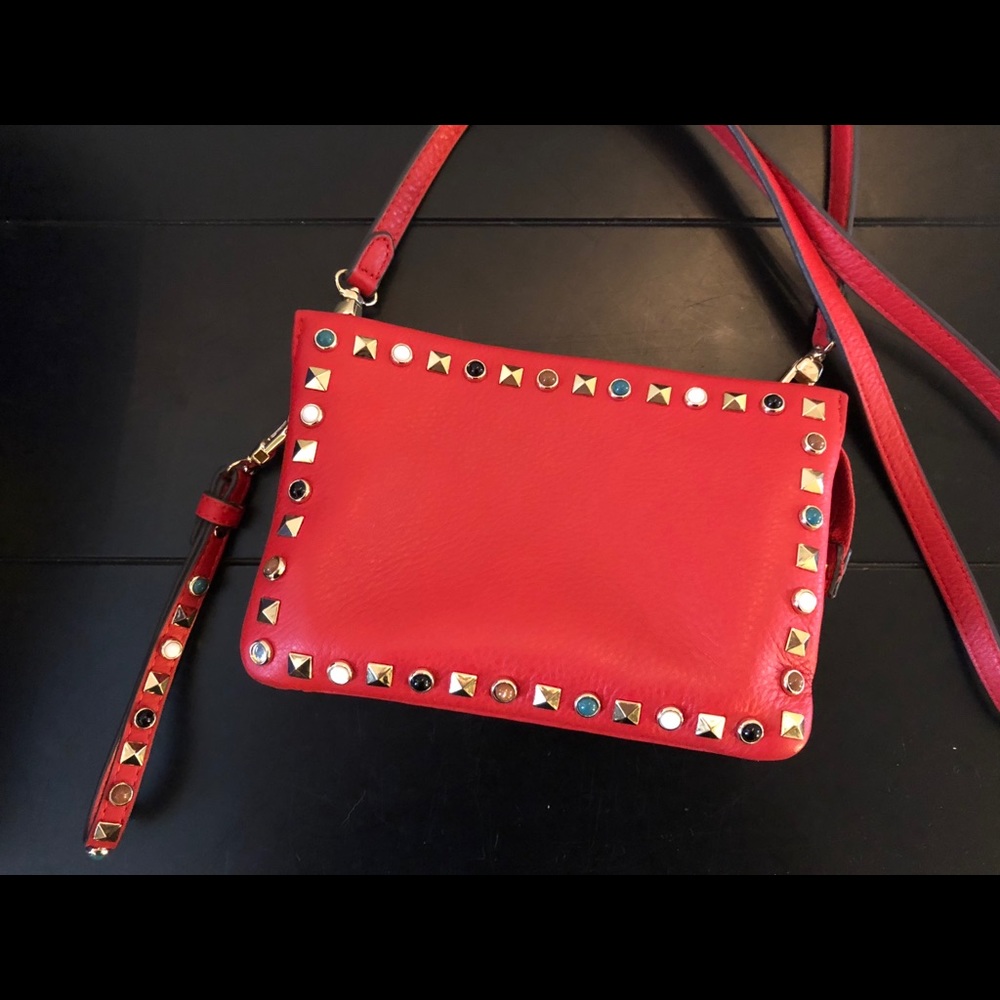 Vince Camuto Tysa Crossbody/Wristlet Red